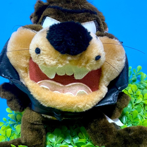 WARNER BROS LOONEY TUNES VTG 90s TASMANIAN DEVIL TAZ WEARING BLACK JACKET 10” - Picture 9 of 12